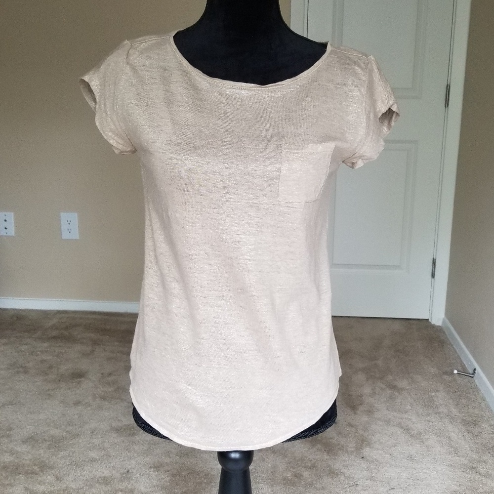 Gold tee shirt